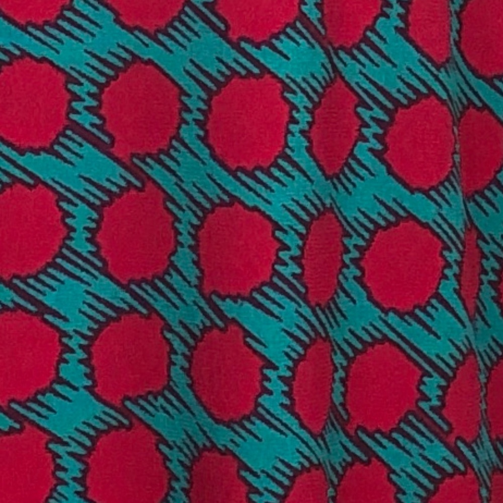 New ๐ LuLaRoe IRMA TOP - KNIT โHIGH-LOWโ TUNIC - Picture 8 of 8